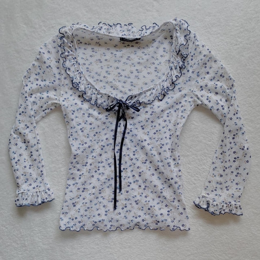blue mesh floral top🤍